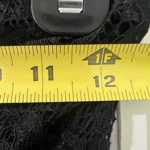 NWOT Silence + Noise strapless black lace Elegant Black Strapless Dress small - Picture 4 of 9